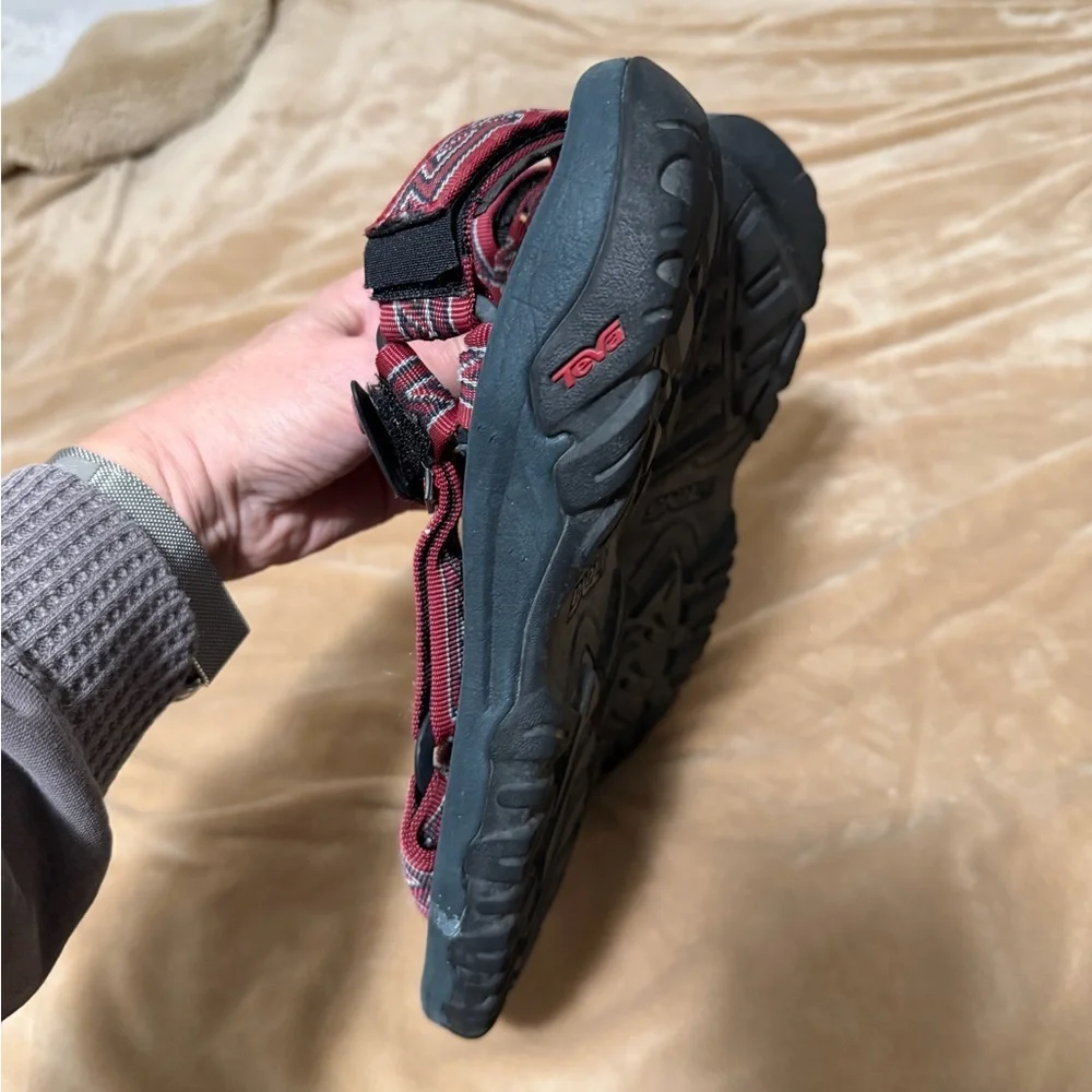 Teva Men's Hurricane XLT Sandal — Red Size 9